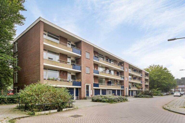 Azuurweg 318 | 5044 KJ Tilburg